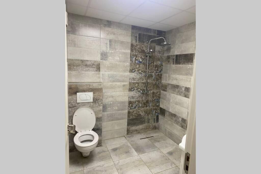 Markapart 2 - Apartment In Downtown רוסה מראה חיצוני תמונה